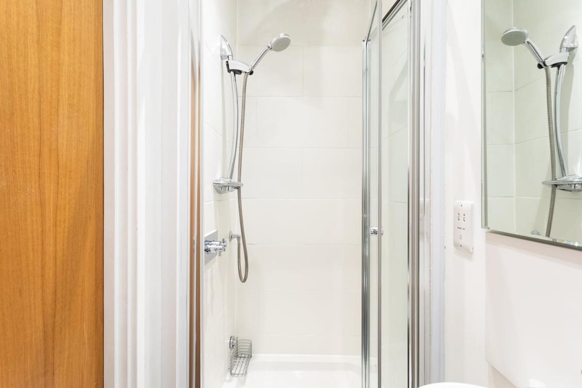 Bright & Comfortable Angel Apartment Лондон Екстериор снимка